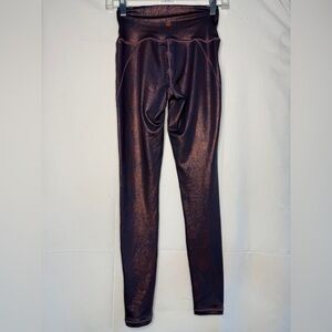 Manduka High Line Metallic Leggings. Size XS